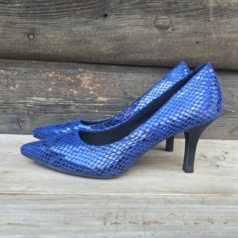 Christian Siriano Blue Snakeskin Heels